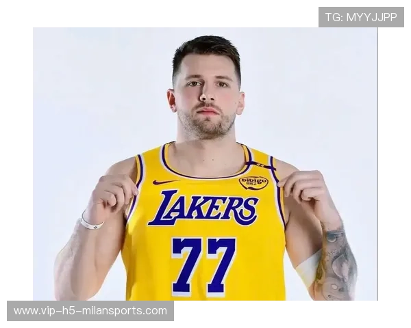 东契奇带队心态分析:如何承受舆论与期待?