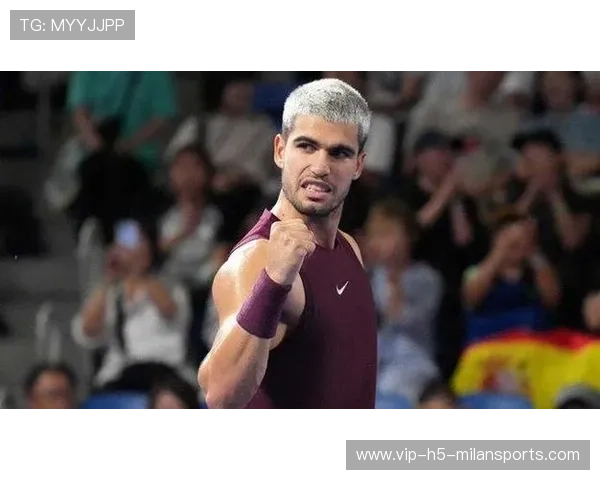 阿卡三球打崩对手防守