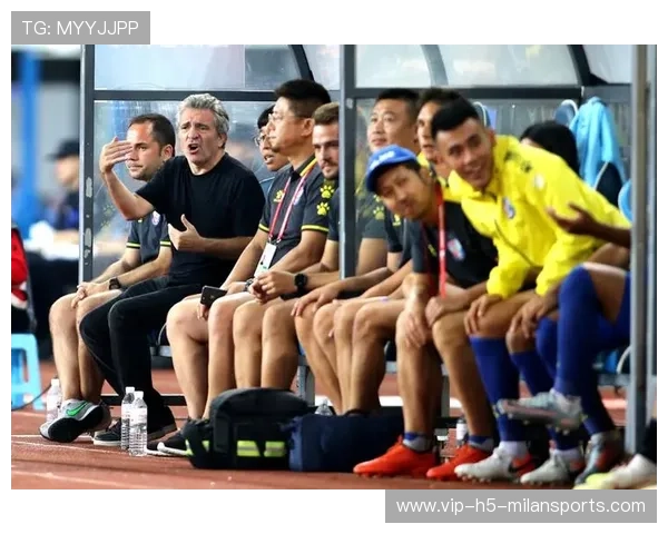 球队突然更换餐饮供应商，队医称与体能有关