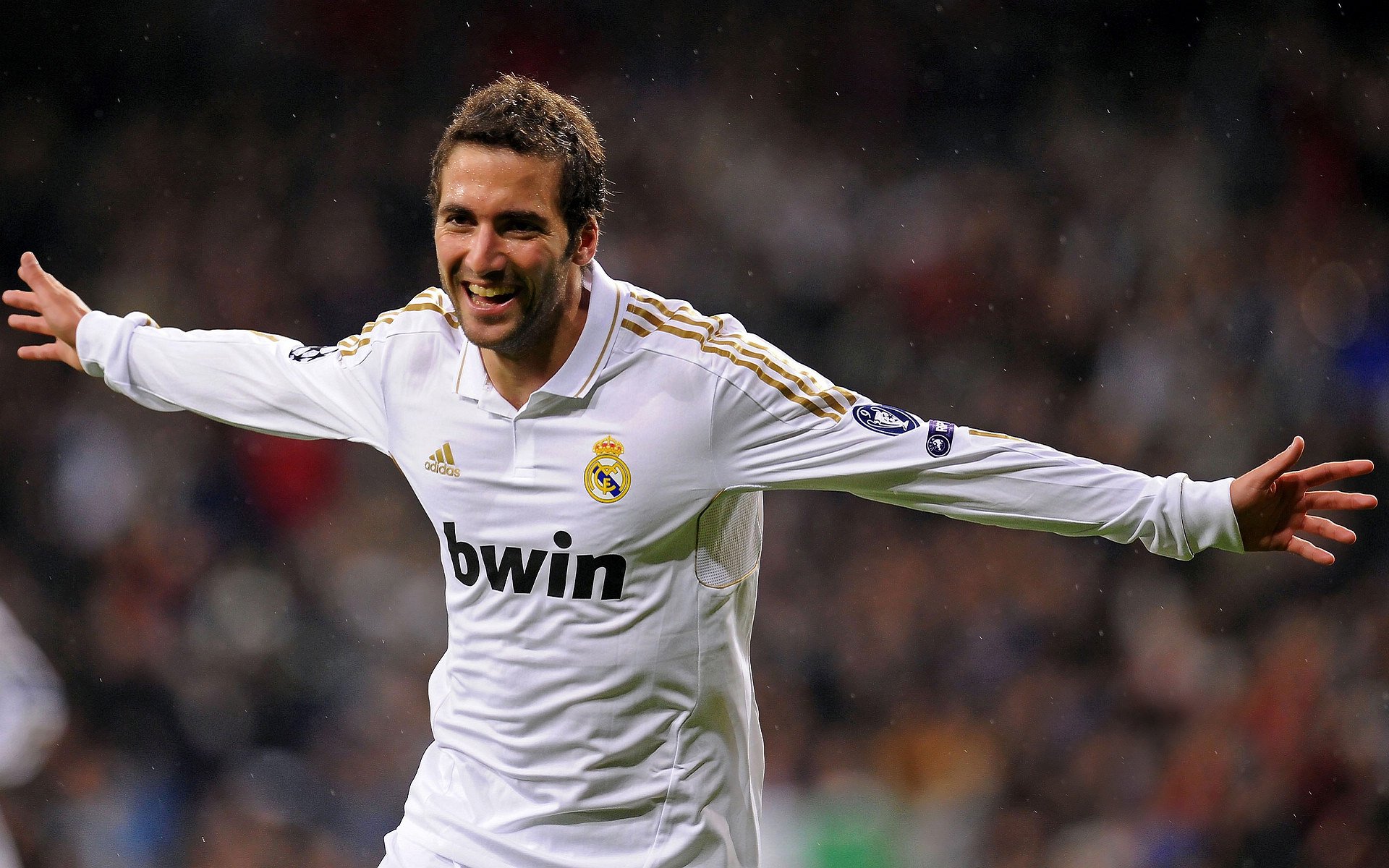 “高新区全民健身馆短柄墙球赛：游戏规则已改变，选手们用脑力征服赛场”